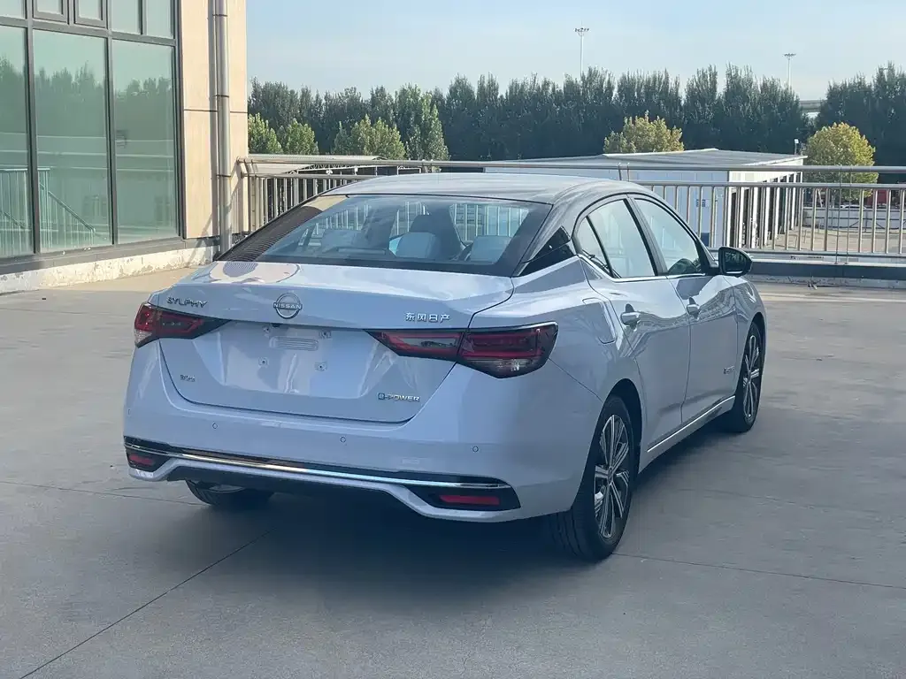 Nissan Sylphy 2023 из CN, фото 5