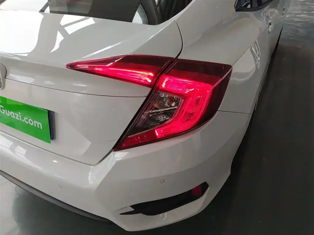 Honda Civic 2022 из CN, фото 8