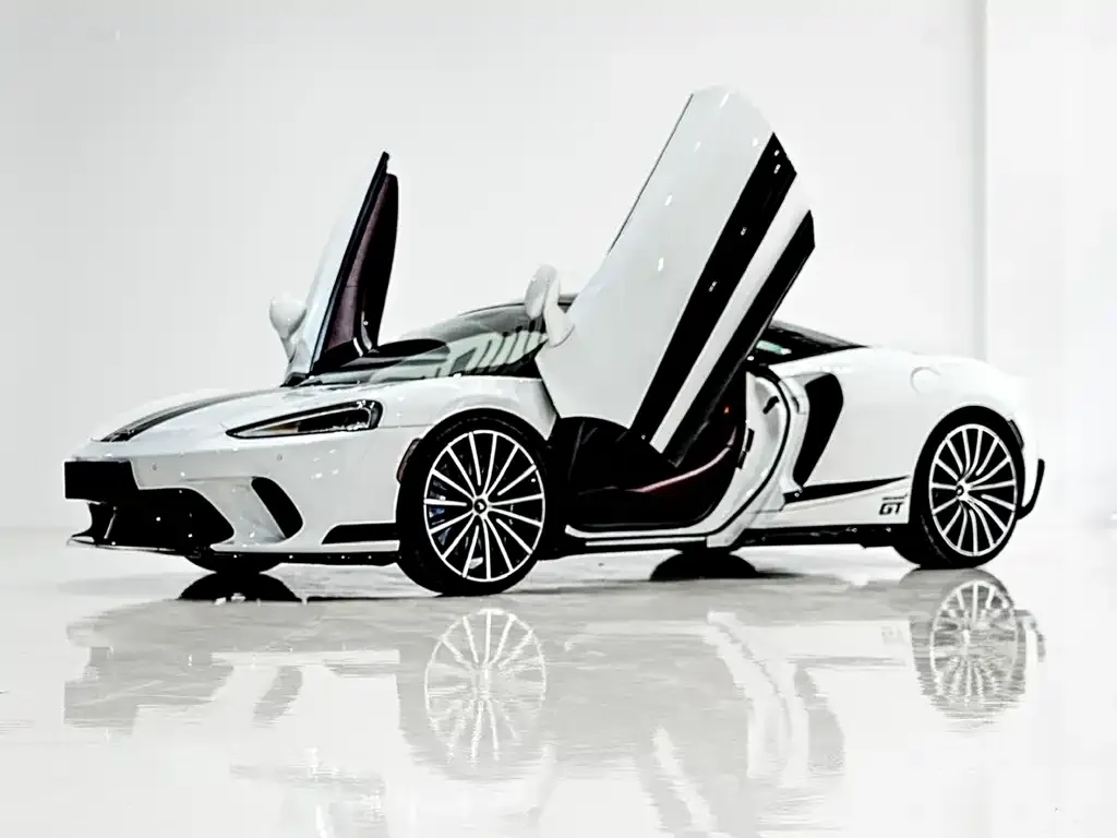 McLaren GT 2023 из CN, фото 1