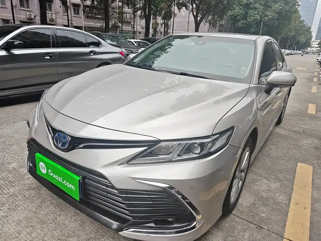 Toyota Camry 2022 из CN, фото 2