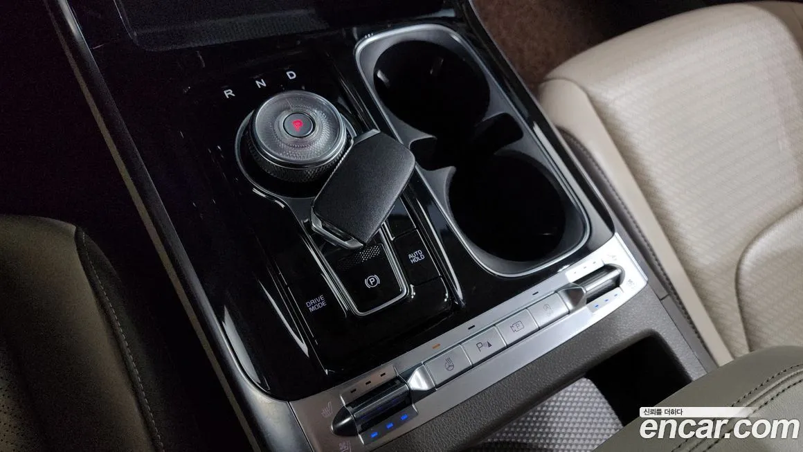 Kia Carnival — фото 9