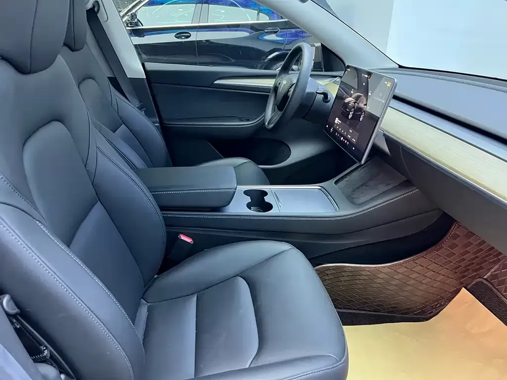 Tesla Model Y 2022 из CN, фото 10
