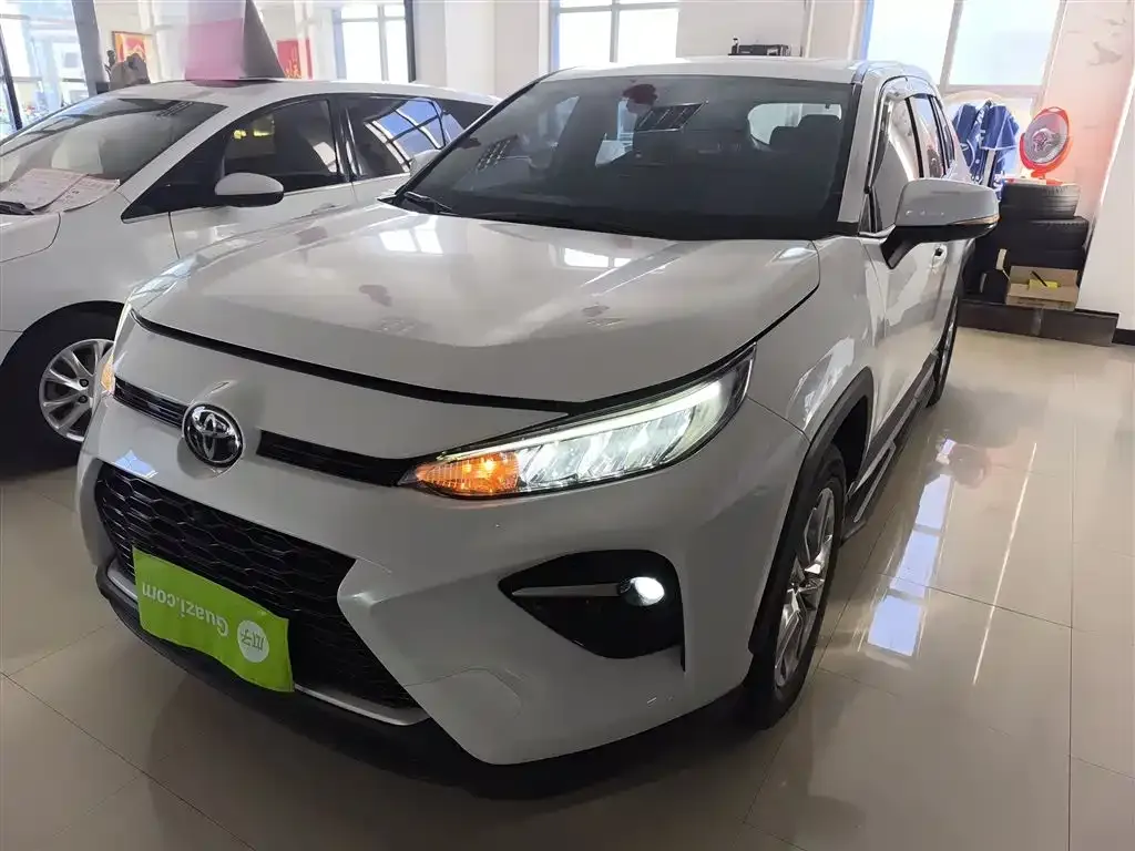 Toyota Wildlander 2023 из CN, фото 2