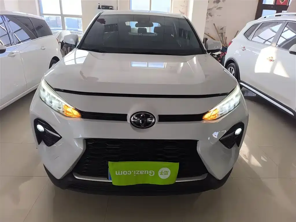 Toyota Wildlander 2023 из CN, фото 3