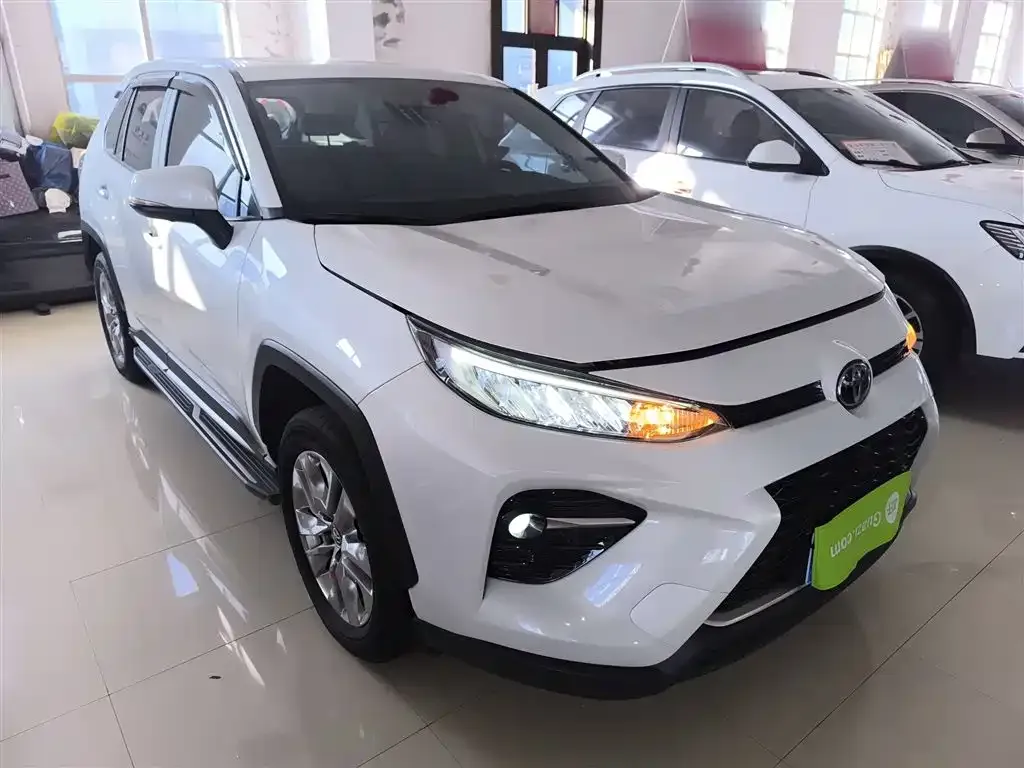 Toyota Wildlander 2023 из CN, фото 4