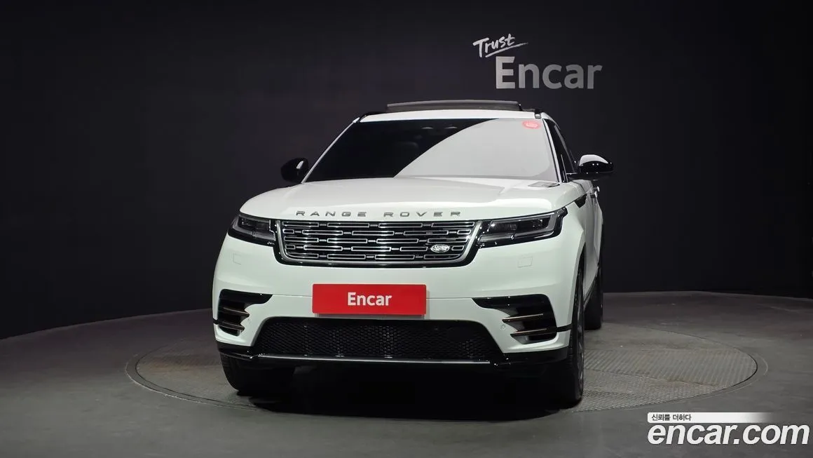 Land Rover Range Rover Velar 2025 из KR, фото 3