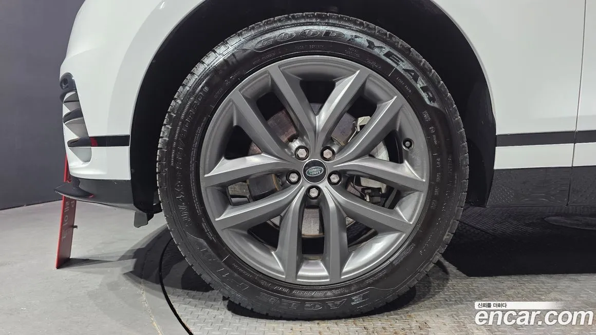 Land Rover Range Rover Velar 2025 из KR, фото 5