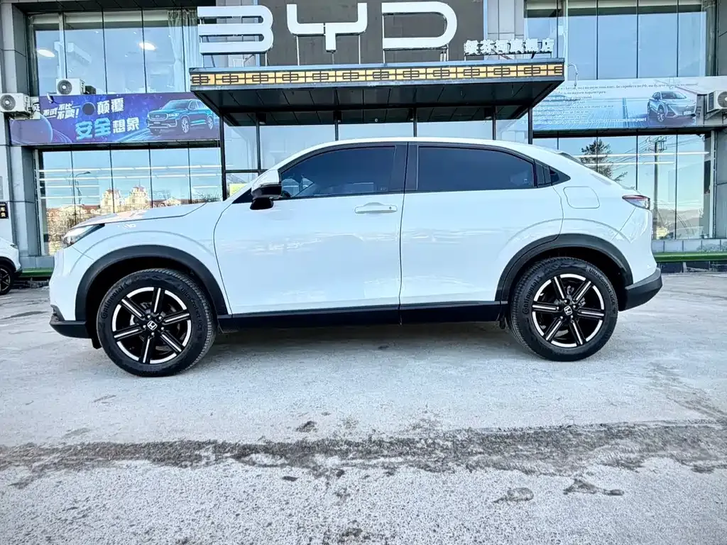 Honda Vezel 2023 из CN, фото 3