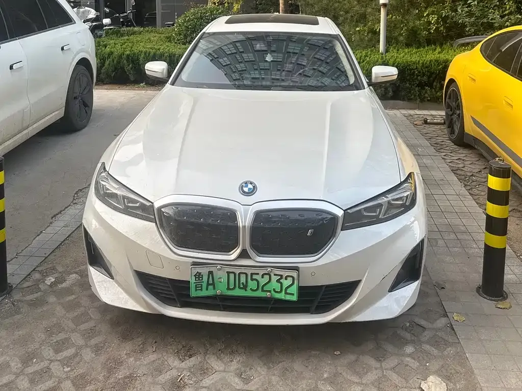 BMW i3 2024 из CN, фото 2