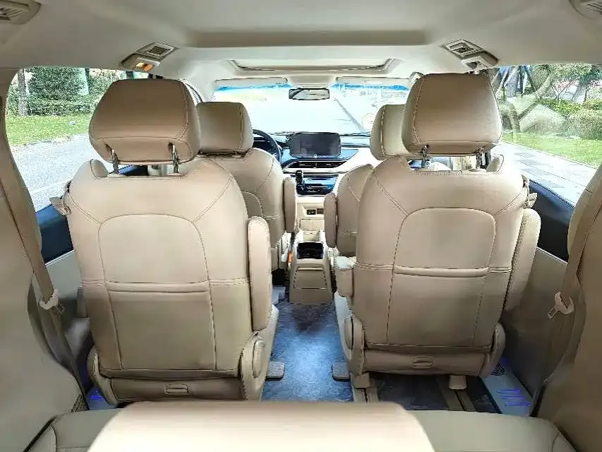 Buick GL8 2023 из CN, фото 5