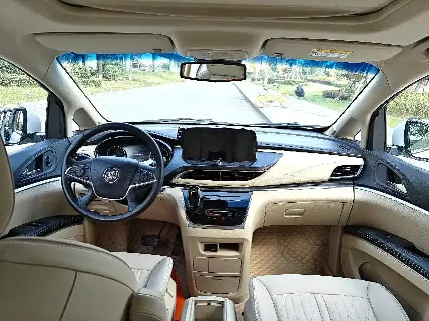 Buick GL8 2023 из CN, фото 8