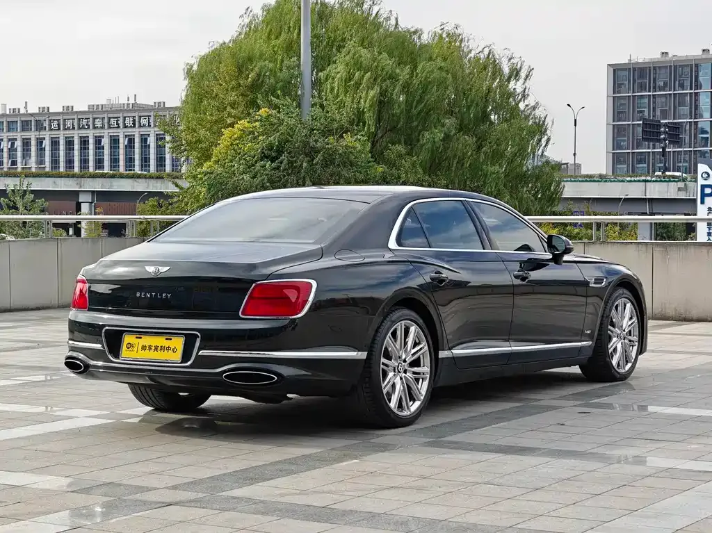 Bentley Flying Spur 2021 из CN, фото 3