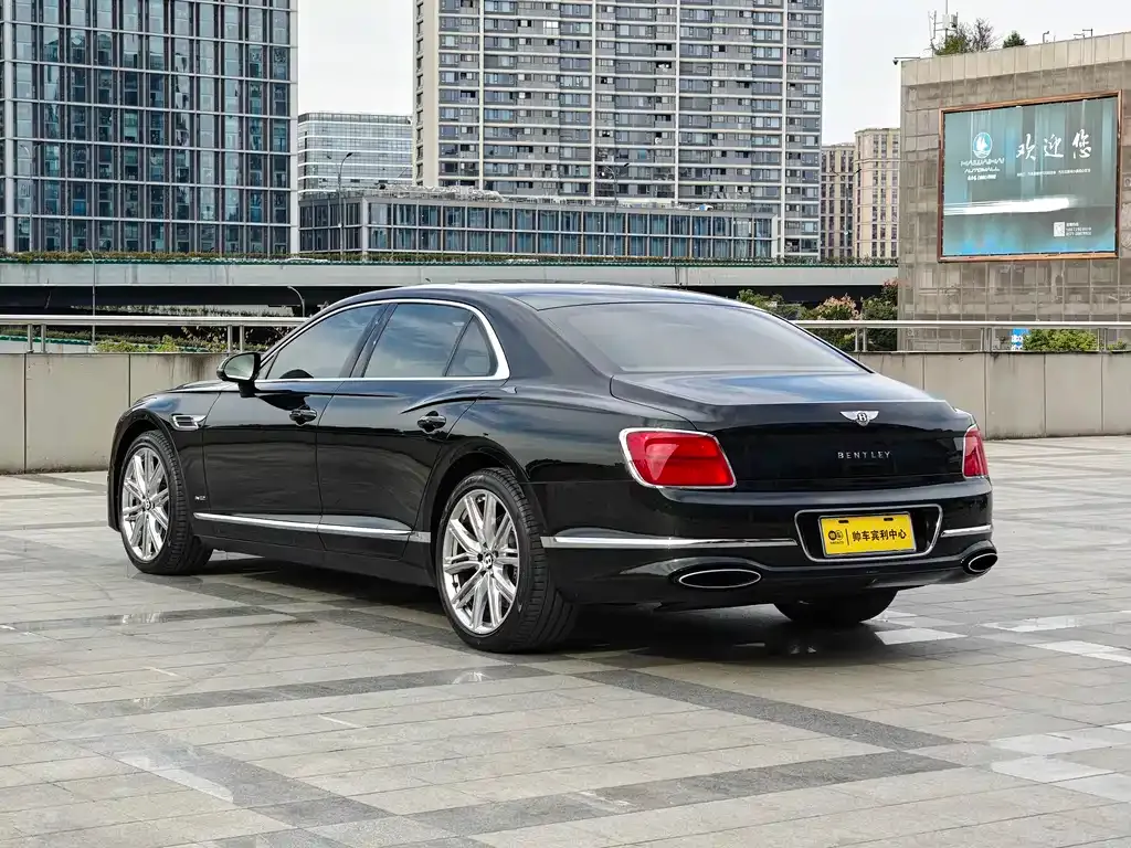 Bentley Flying Spur 2021 из CN, фото 7