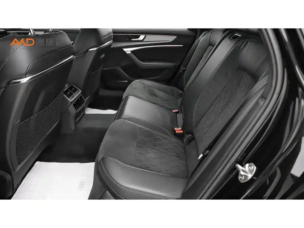 Audi A6L 2022 из CN, фото 7