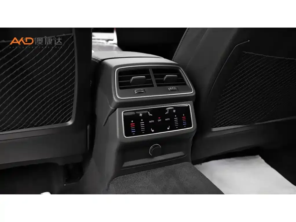 Audi A6L 2022 из CN, фото 9