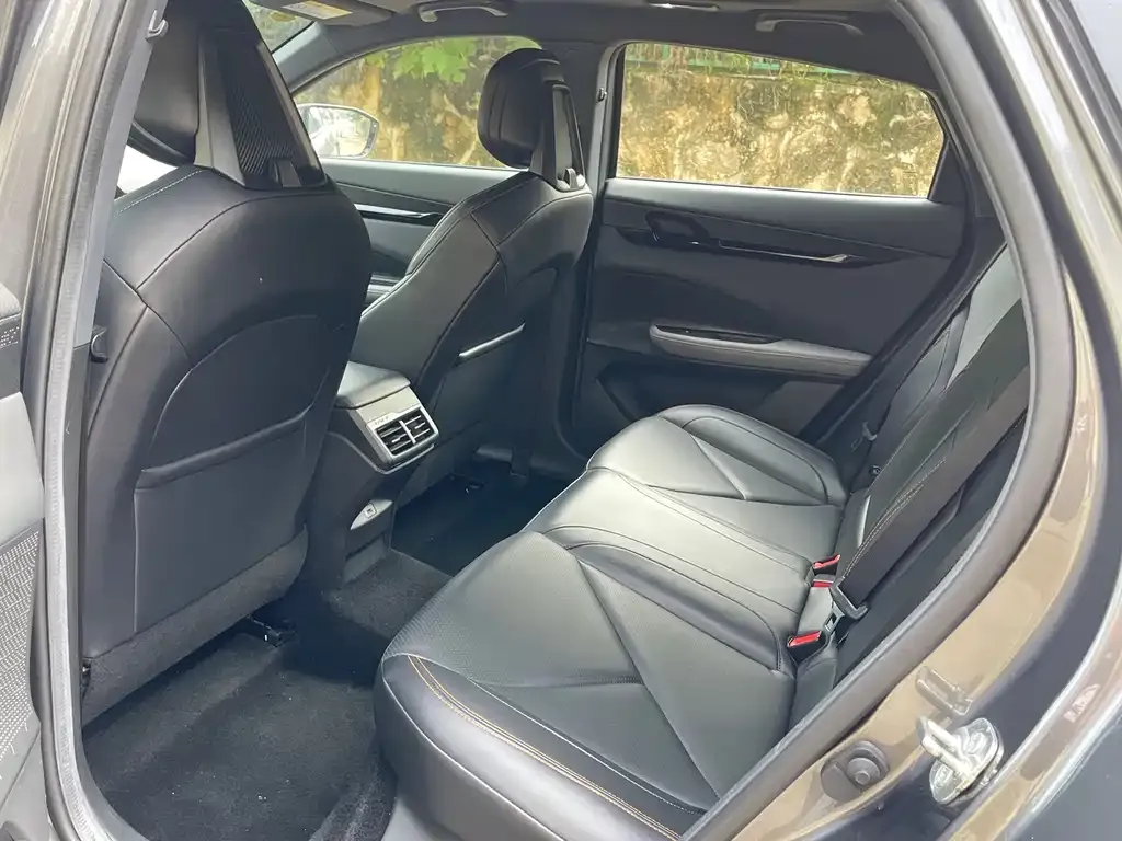 Changan UNI-V 2023 из CN, фото 7