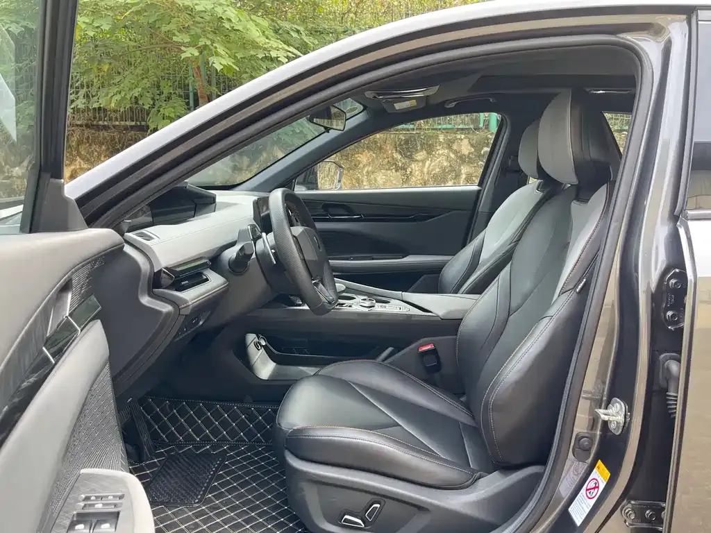 Changan UNI-V 2023 из CN, фото 8