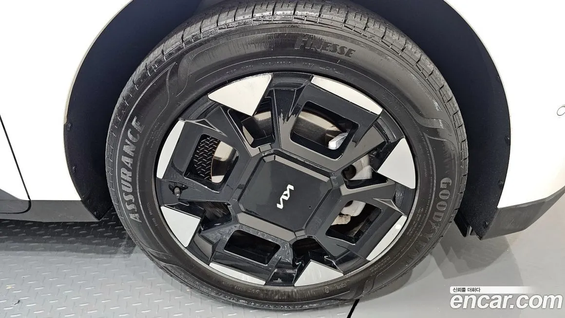 Kia Carnival 2025 из KR, фото 5