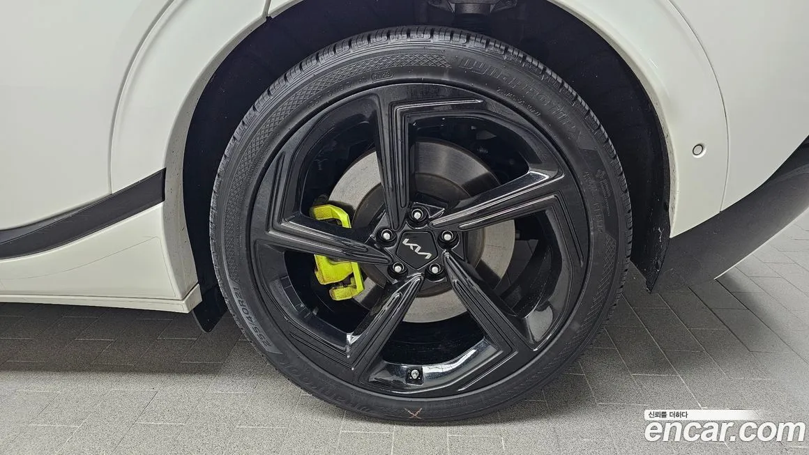 Kia EV6 2023 из KR, фото 5