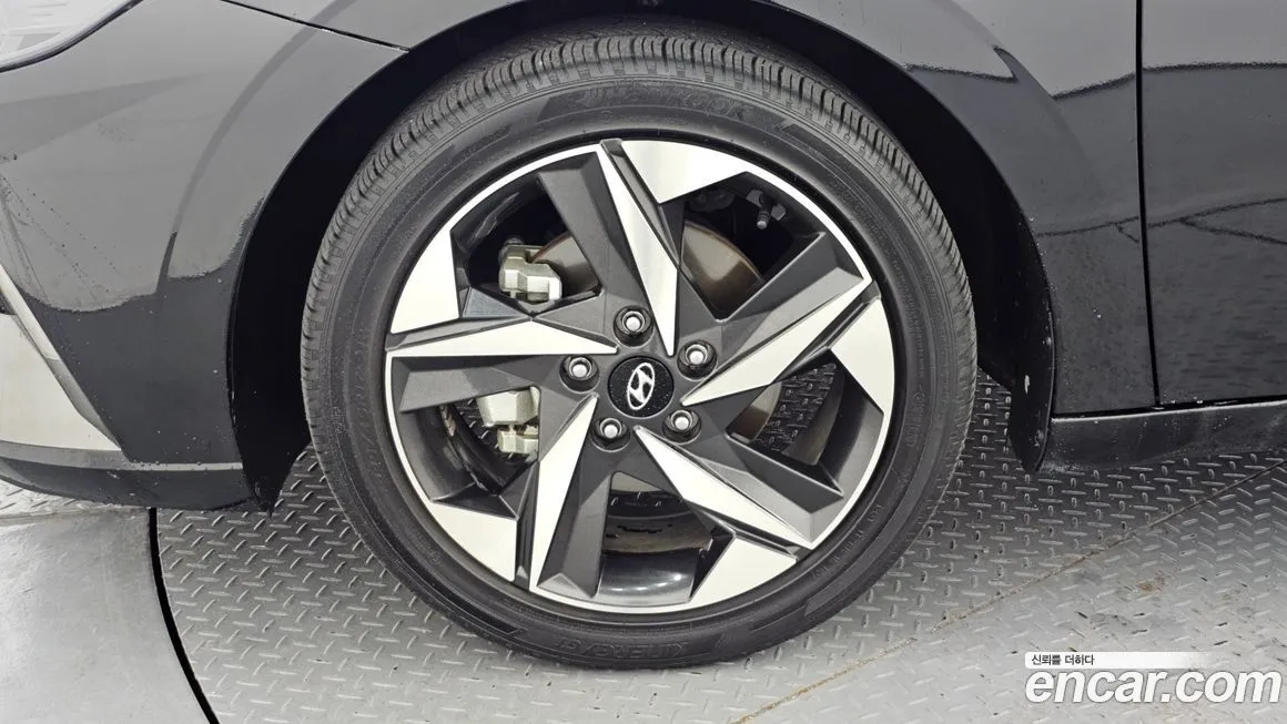 Hyundai AVANTE — фото 5