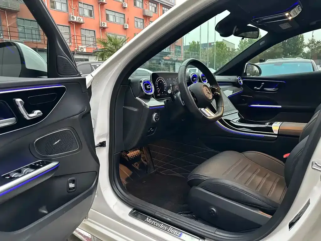 Mercedes-Benz C-Class 2024 из CN, фото 4