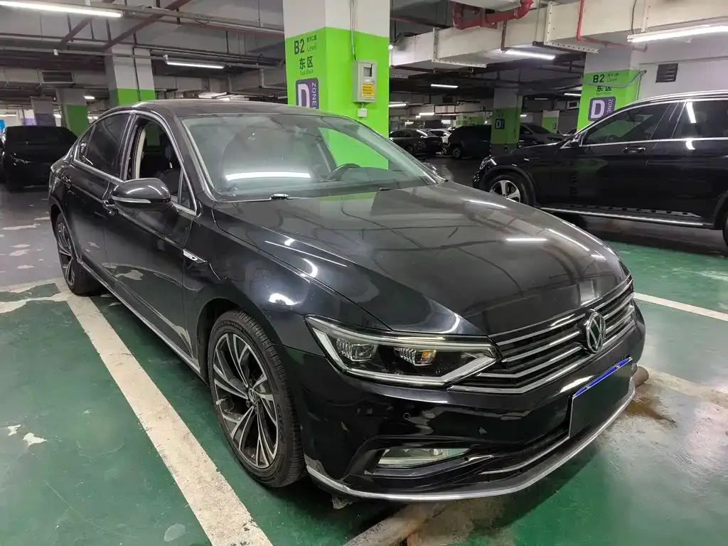 Volkswagen Magotan 2022 из CN, фото 2