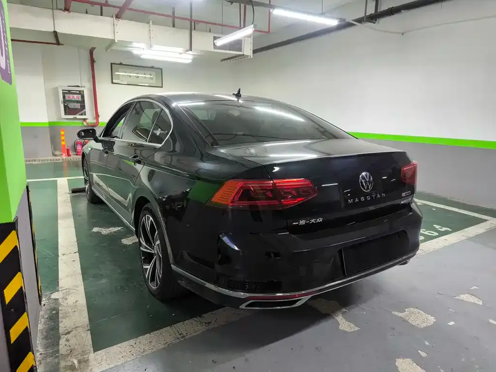 Volkswagen Magotan 2022 из CN, фото 8
