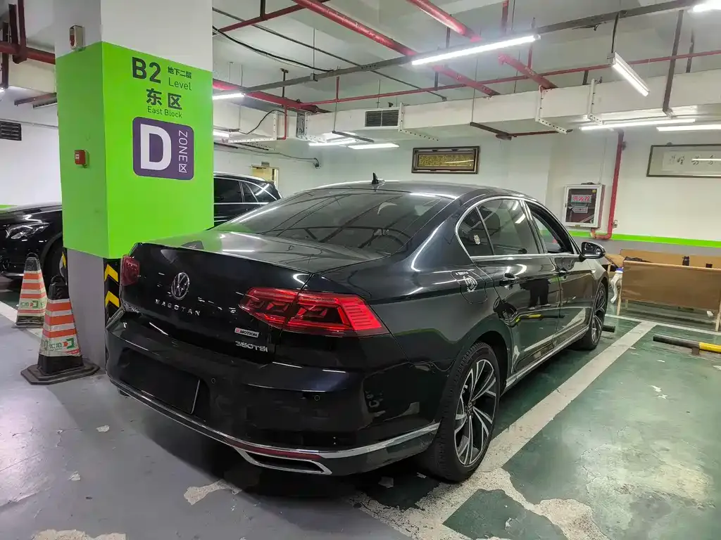 Volkswagen Magotan 2022 из CN, фото 9
