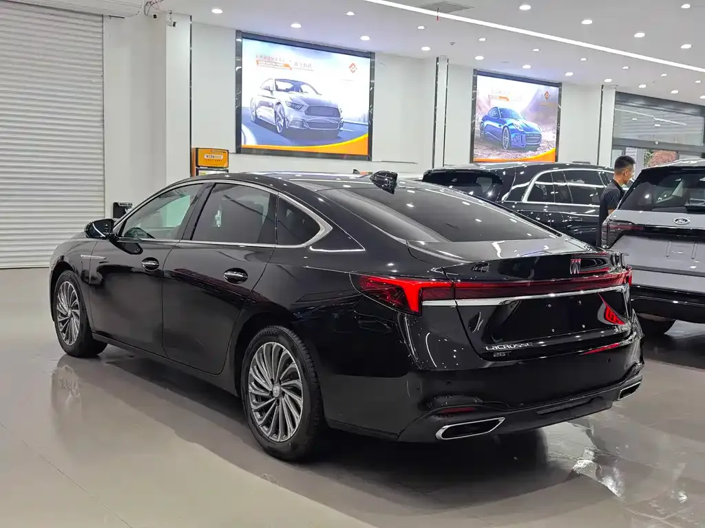 Buick LaCrosse 2024 из CN, фото 2