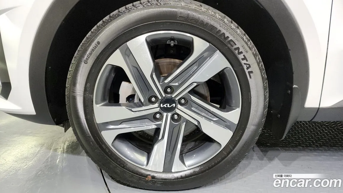 Kia Sorento — фото 5