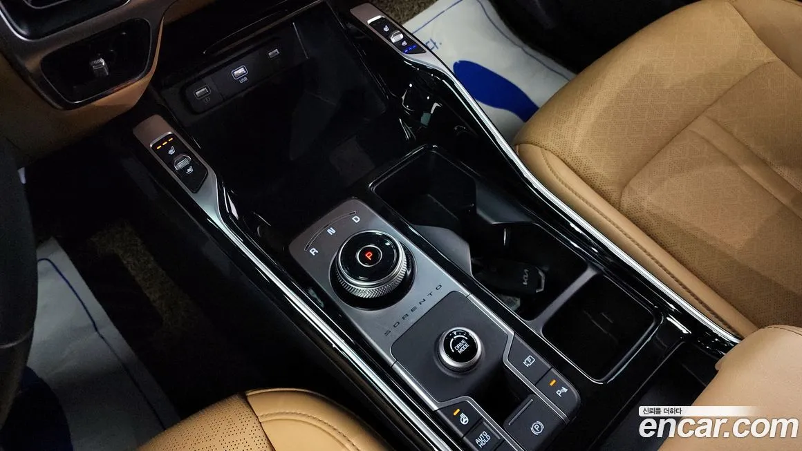 Kia Sorento — фото 9