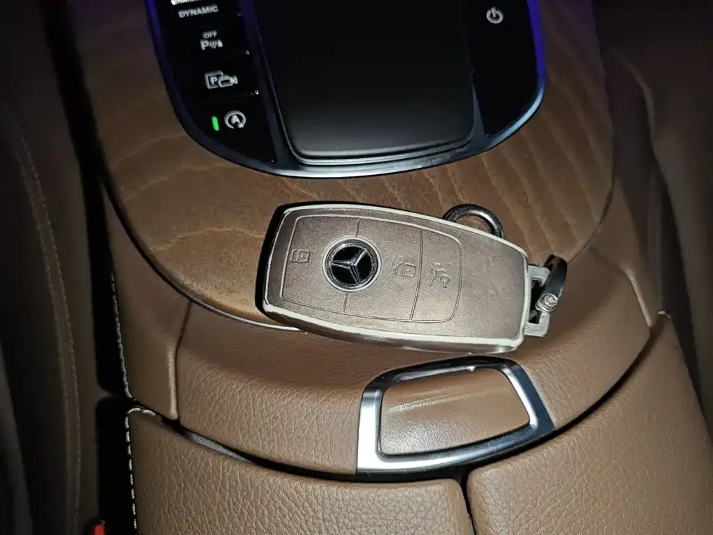 Mercedes-Benz E-Class 2022 из CN, фото 9