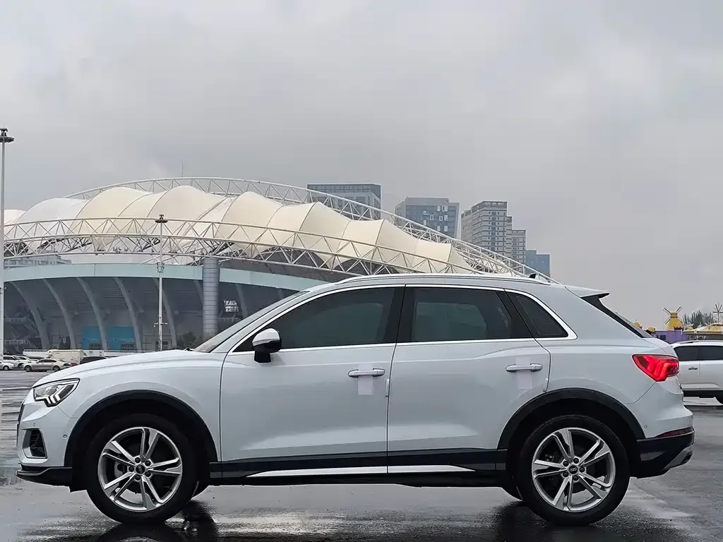 Audi Q3 2021 из CN, фото 6