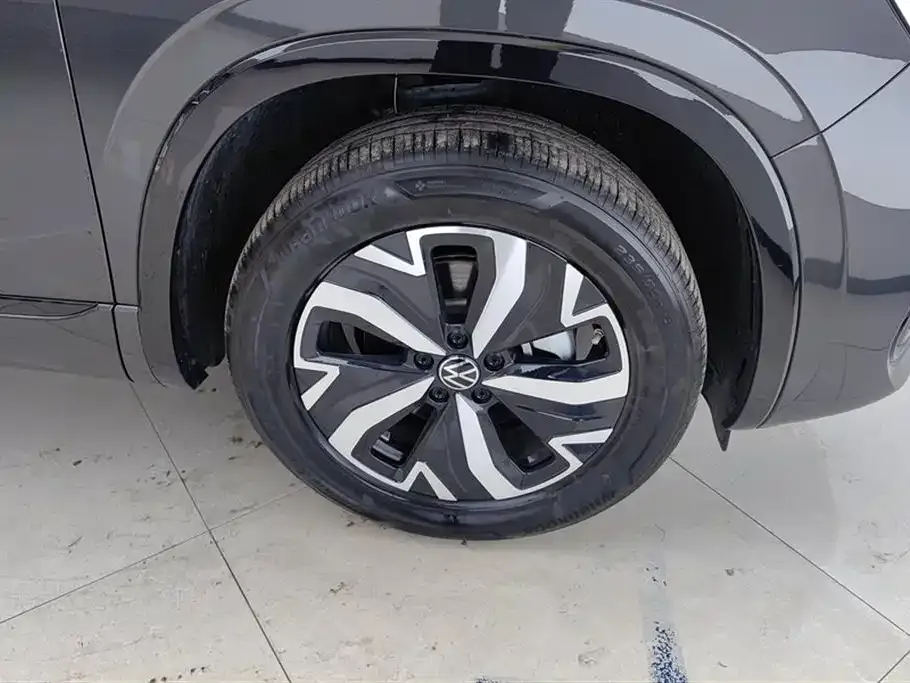 Volkswagen GTE PHEV 2024 из CN, фото 6