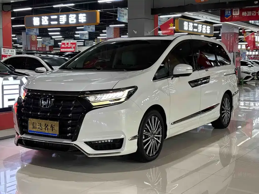 Honda Elysion 2022 из CN, фото 1
