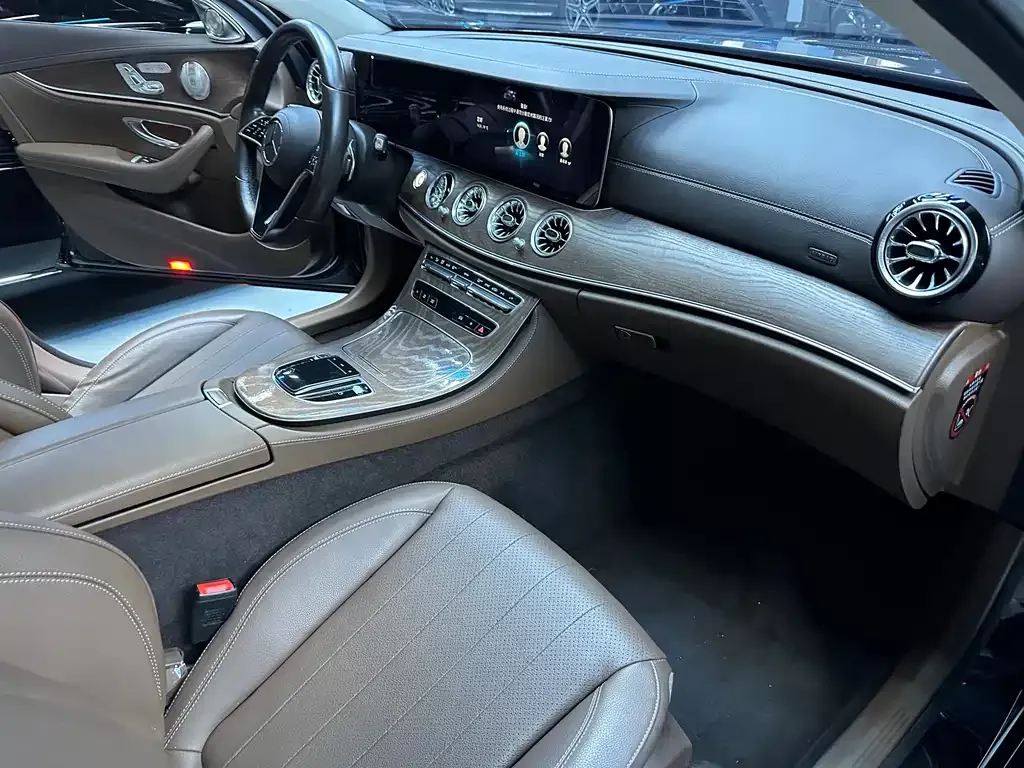 Mercedes-Benz E-Class 2022 из CN, фото 7