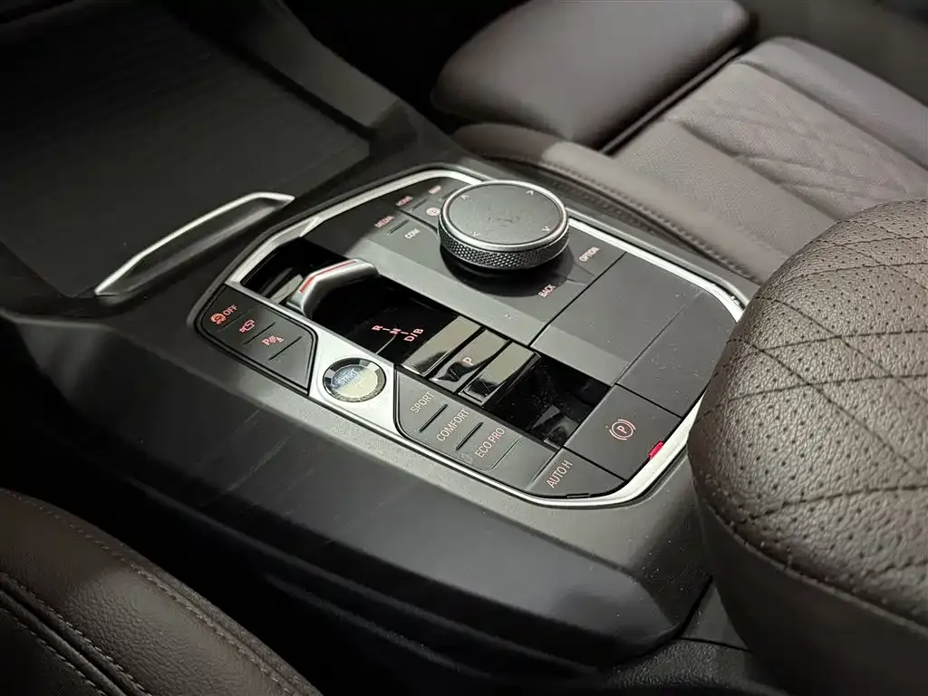 BMW iX3 2024 из CN, фото 10
