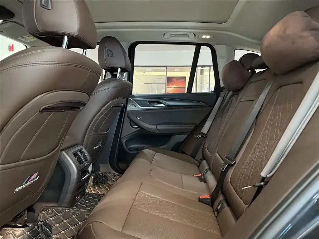 BMW iX3 2024 из CN, фото 7