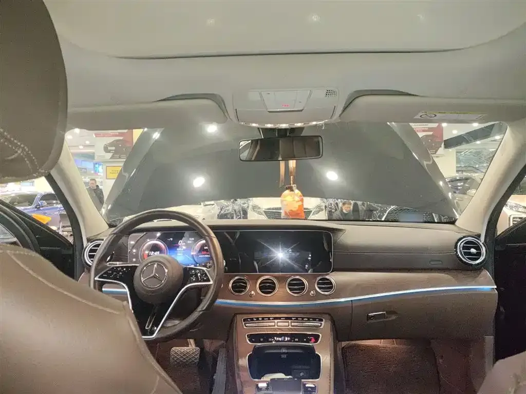 Mercedes-Benz E-Class 2023 из CN, фото 10