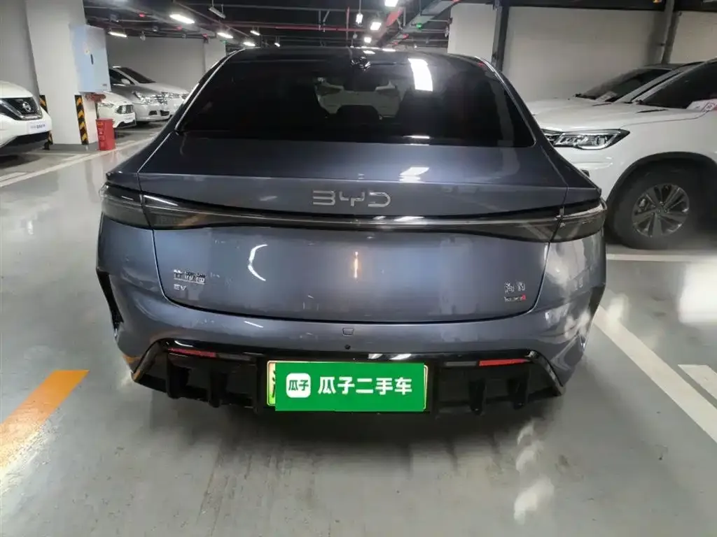 BYD Seal — фото 6