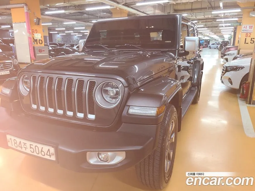 Jeep Wrangler — фото 2