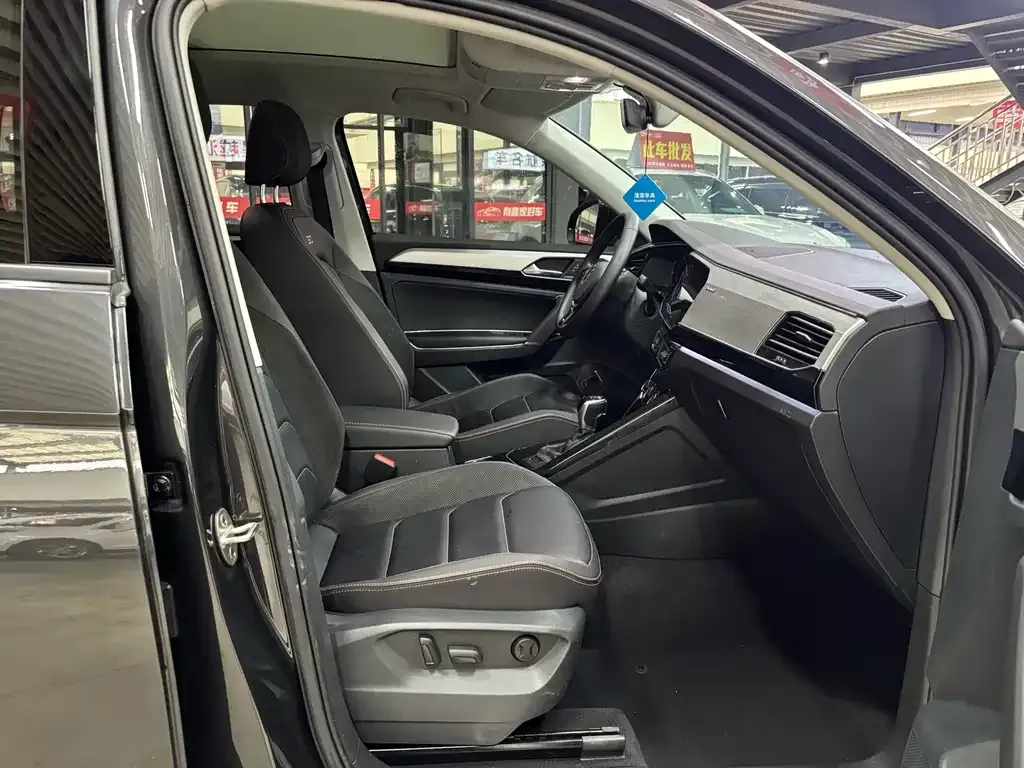 Volkswagen Tayron 2021 из CN, фото 7