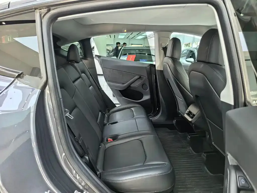 BMW iX3 2024 из CN, фото 9