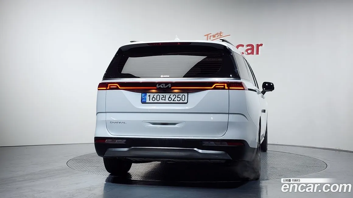 Kia Carnival 2023 из KR, фото 4