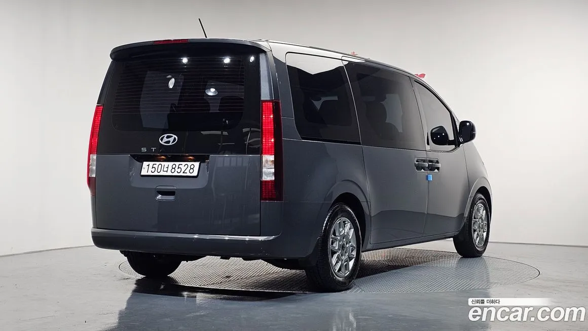 Hyundai Staria 2025 из KR, фото 2