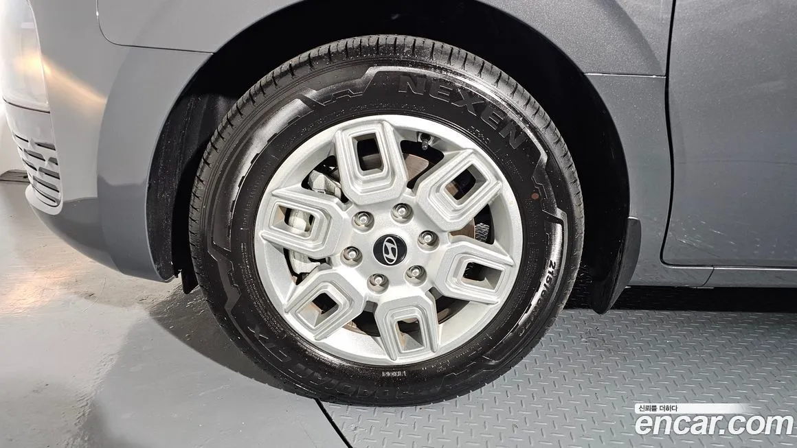 Hyundai Staria 2025 из KR, фото 5