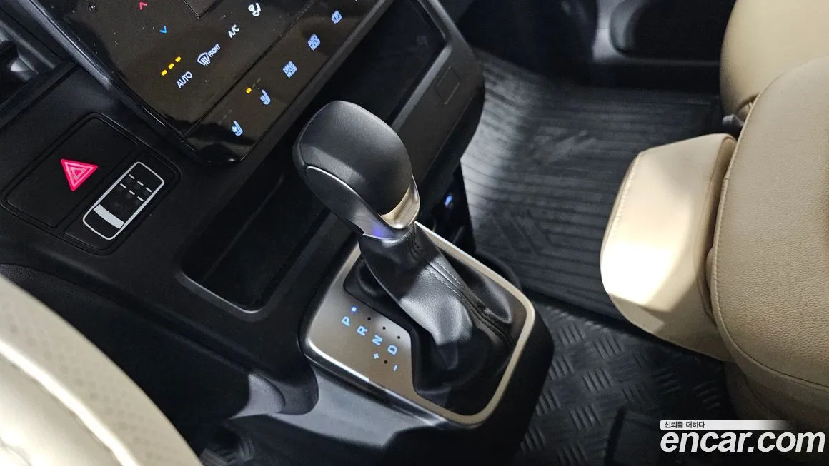 Hyundai Staria 2025 из KR, фото 9