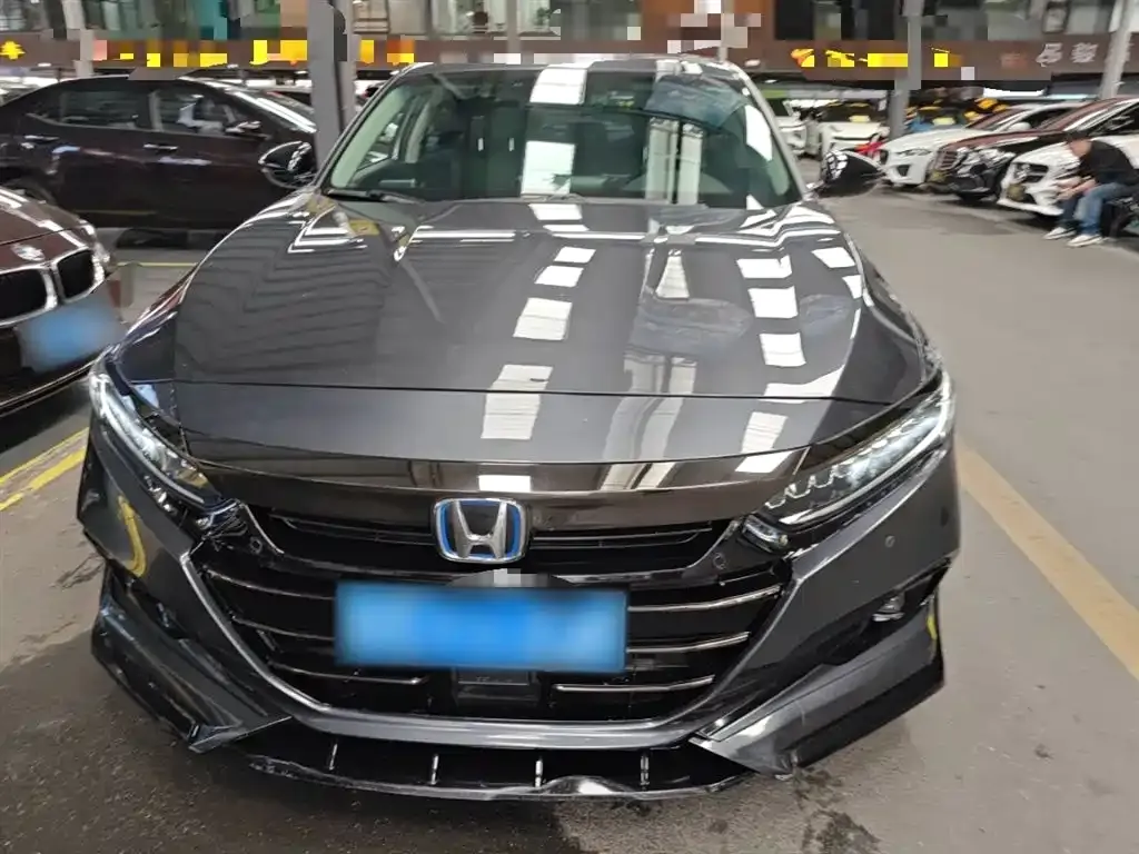 Honda Accord — фото 3