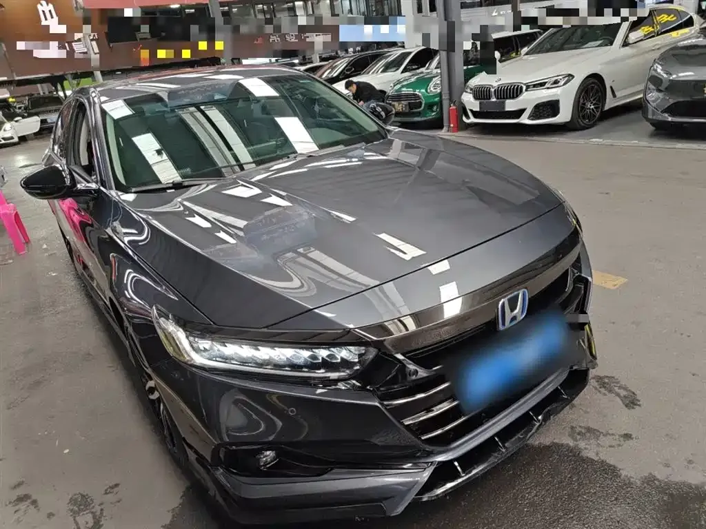 Honda Accord — фото 4
