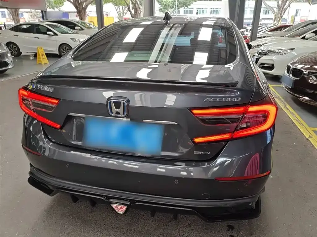 Honda Accord — фото 6